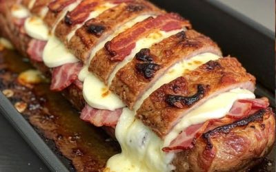 Lomo de cerdo relleno de queso y tocino… Ver más