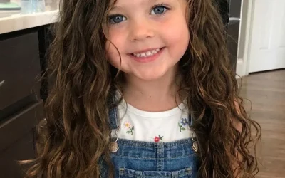 Mi hija de 4 años se negaba a cortarse el pelo, llorando: “Cuando mi papá vuelva, no me reconocerá”. Pero mi esposo falleció hace mucho tiempo.