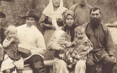 En 1909, su marido la golpeaba casi todos los meses hasta que una noche algo invisible lo derribó al suelo. Y como recompensa por su silencio, recibió un trapo viejo que más tarde le salvó la vida.