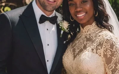 Me casé con una camarera a pesar de mis exigentes padres. En nuestra noche de bodas me dejó boquiabierto al decirme: “Prométeme que no gritarás cuando te enseñe esto”.